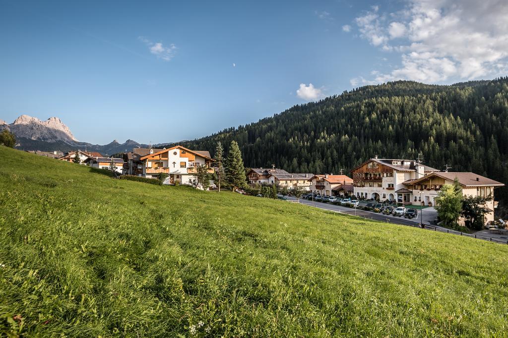 Residence Ciasa Planat San Cassiano  Zewnętrze zdjęcie